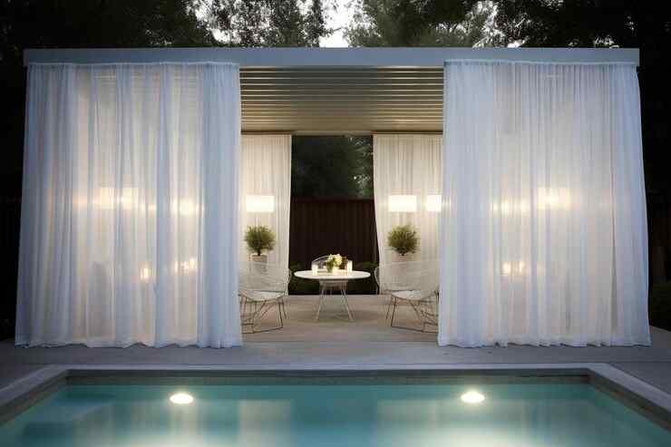Stylish Outdoor Curtains in Dubai