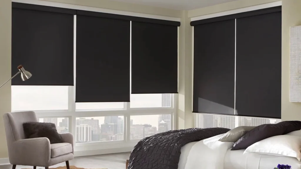 Blackout blinds with 100% light-blocking fabric
